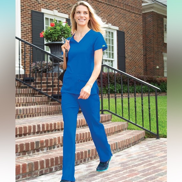 Med Couture Women's Vibrant Blue Scrub Ensemble - Picture 1 of 12